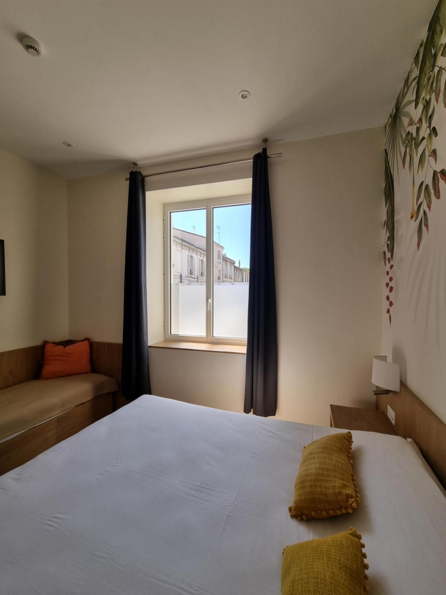 Bloom Hostel Bar & Garden Bordeaux Bagian luar foto
